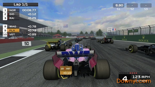 F1移动赛车官方版 V2.0.26 安卓版